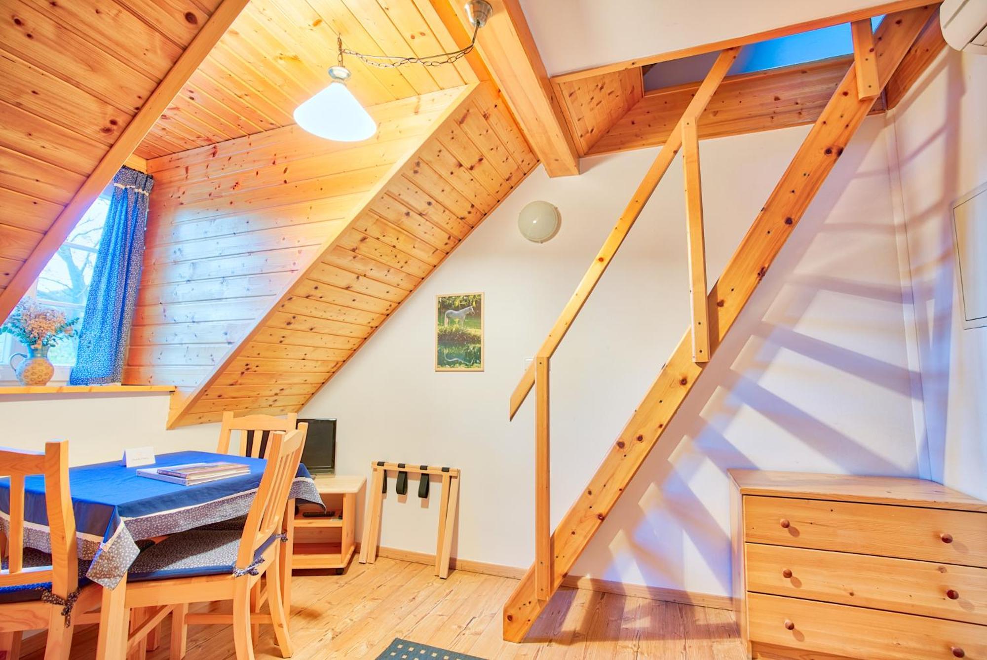 Apartman-Hotel Jitravsky Dvorec Rynoltice Екстер'єр фото
