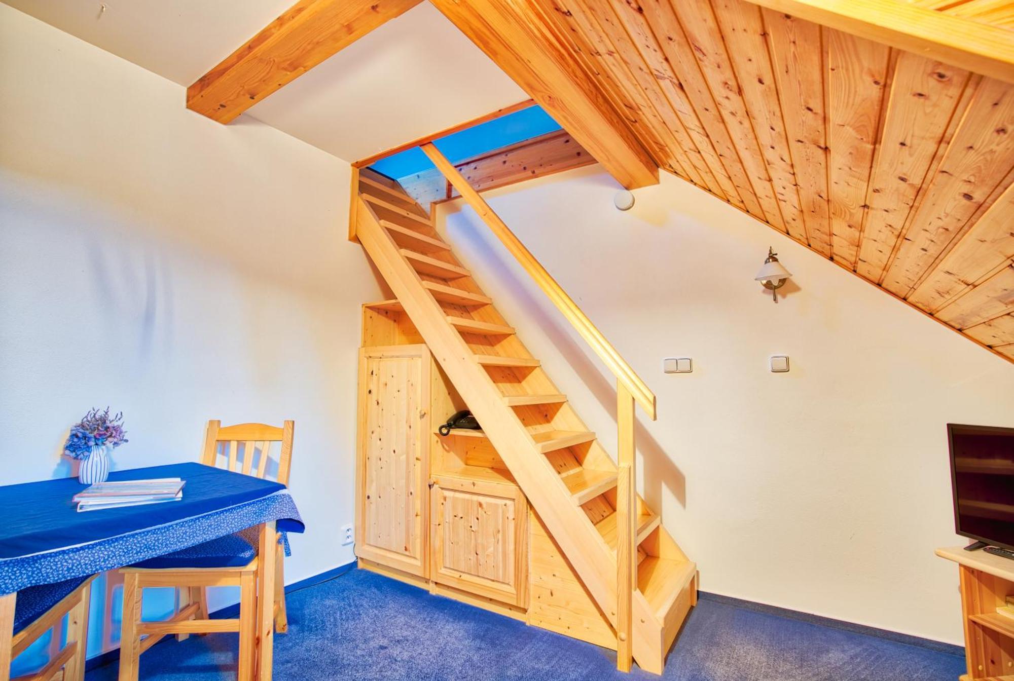 Apartman-Hotel Jitravsky Dvorec Rynoltice Екстер'єр фото